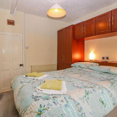 Tir Bedw Villa Ederyn Екстериор снимка