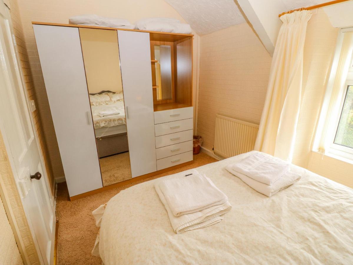 Tir Bedw Villa Ederyn Екстериор снимка